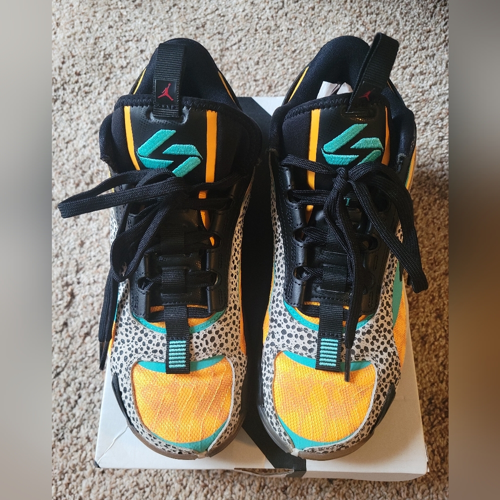 Nike Jordan Luka 2 Mens Size 7/Womens Size 8.5